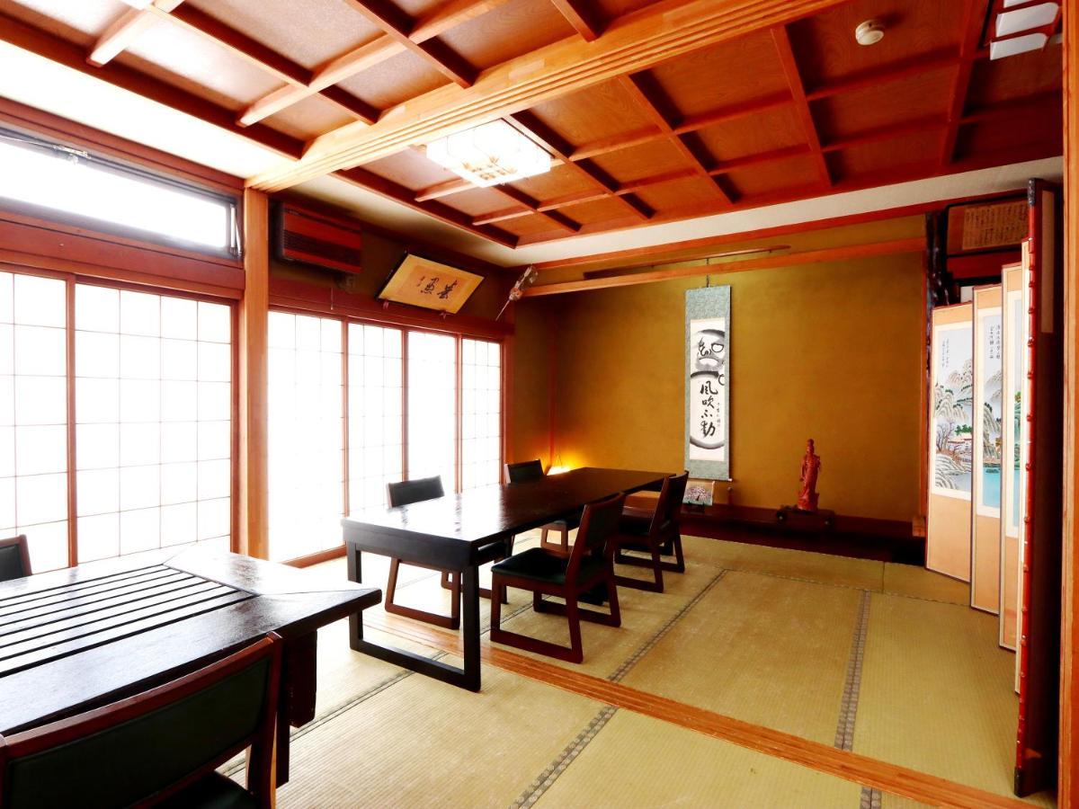 富山県 よしのや旅館 Nanto Exterior photo